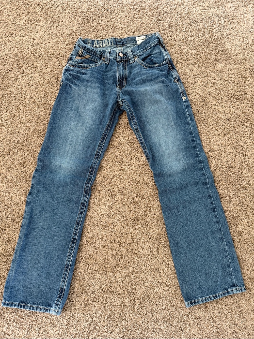 Ariat Men’s Medium Wash Straight Jeans